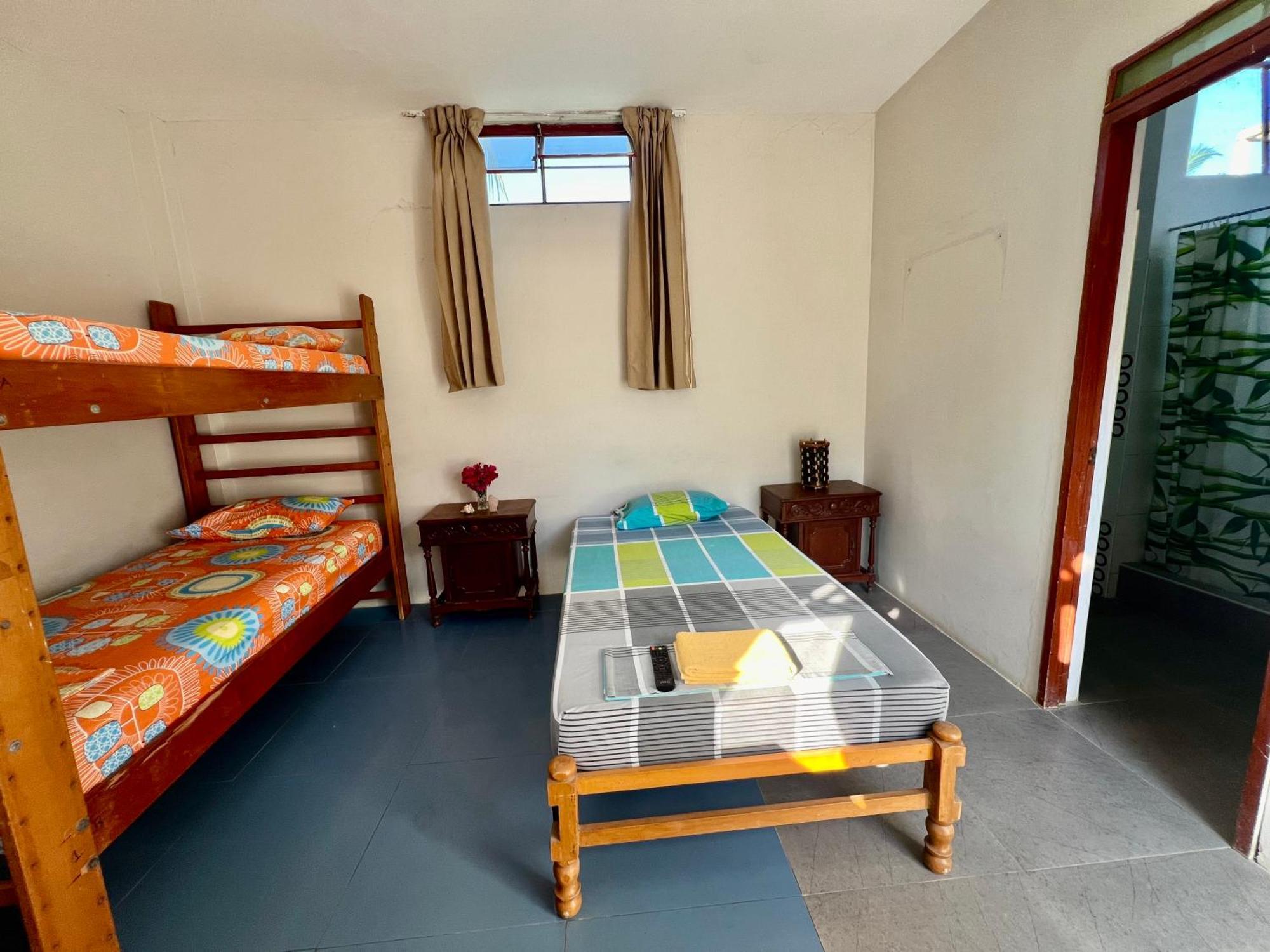 Hostel Stone House Máncora Zewnętrze zdjęcie
