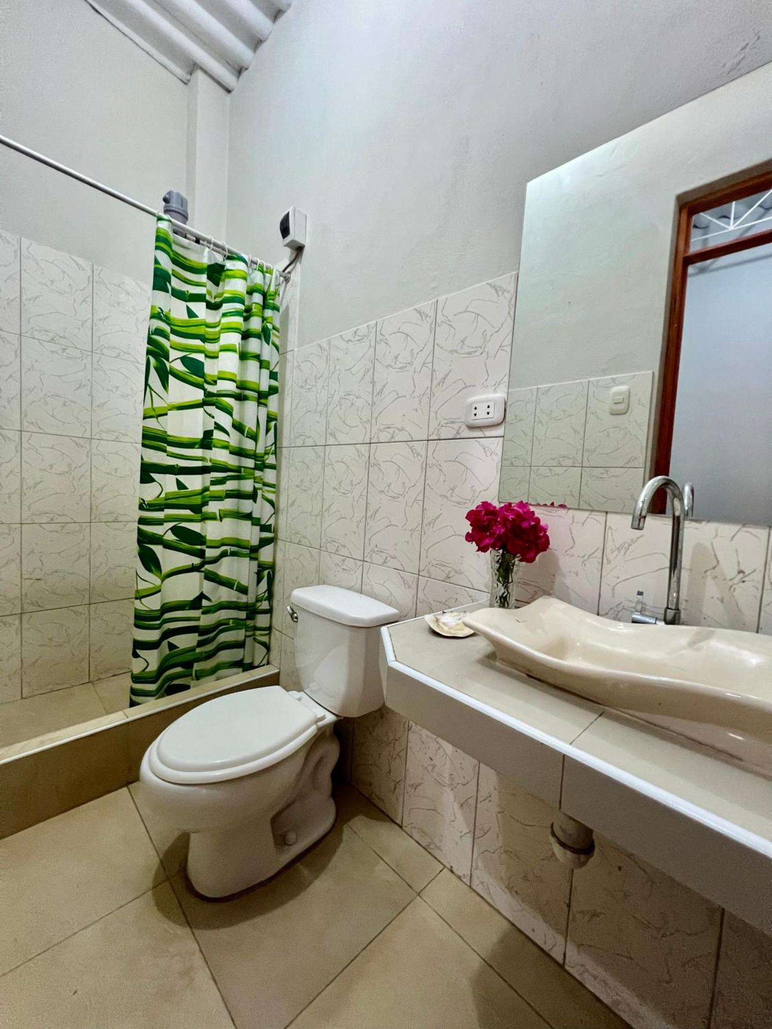 Hostel Stone House Máncora Zewnętrze zdjęcie