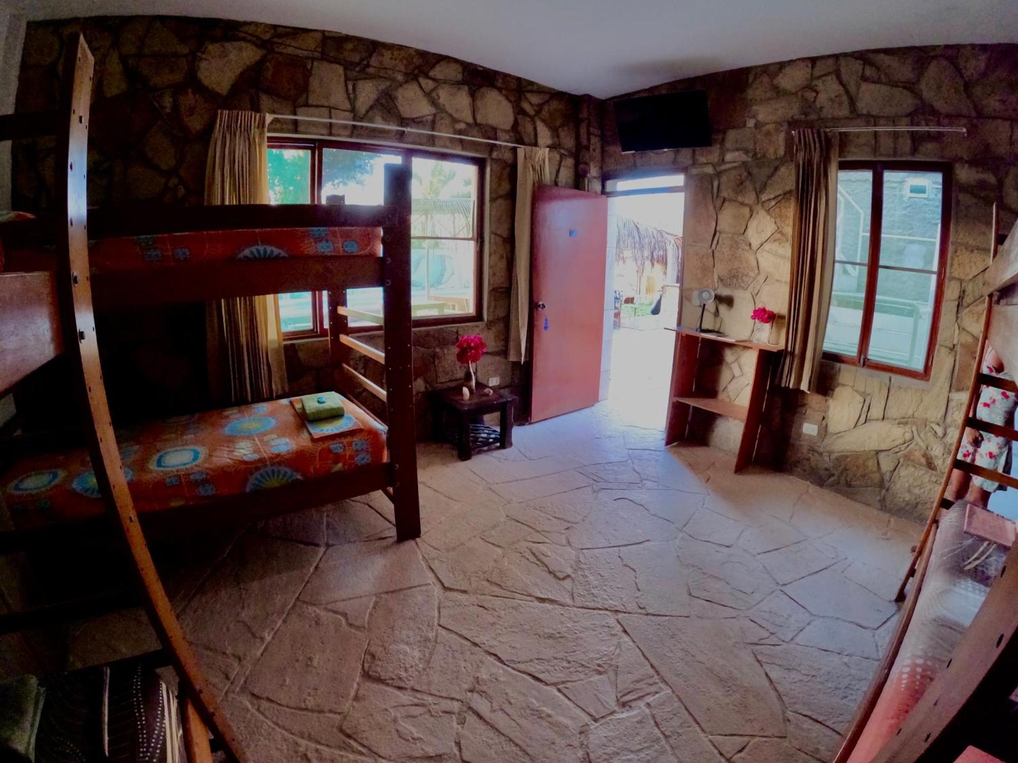 Hostel Stone House Máncora Zewnętrze zdjęcie