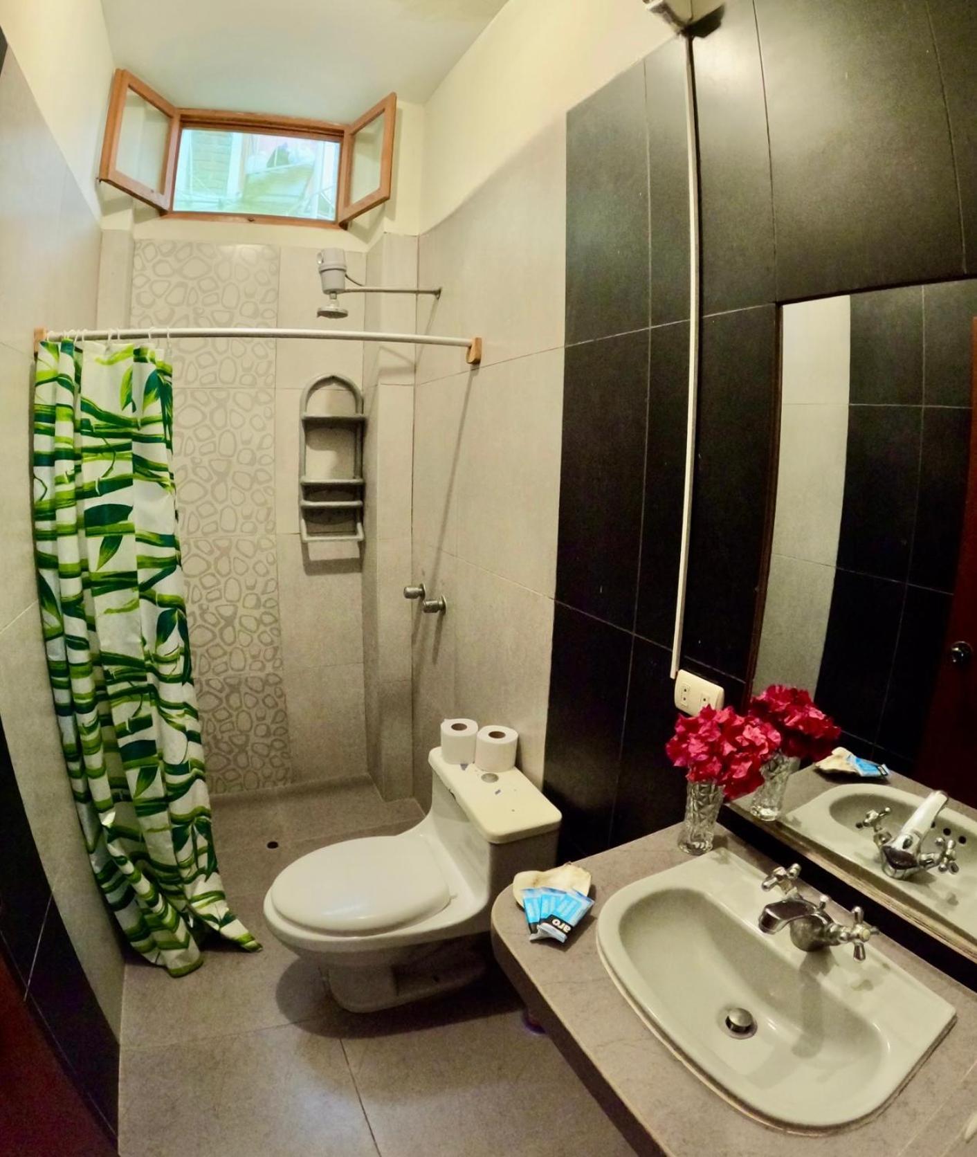 Hostel Stone House Máncora Zewnętrze zdjęcie