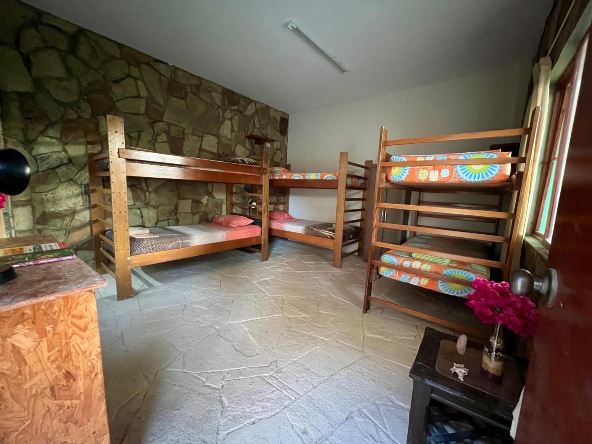 Hostel Stone House Máncora Zewnętrze zdjęcie